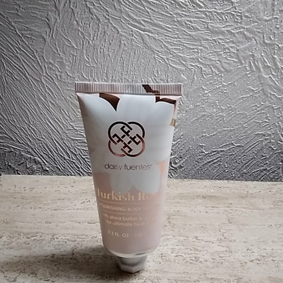 Beauty products - Picture 5 of 10